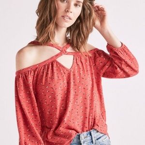 ***Bundle 2 for 10 or 3 for $14Lucky brand red & small flower cold shoulder top.